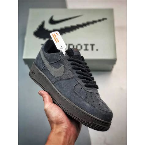 Nike Air Force 1 Low Off Noir Dark Chocolate 